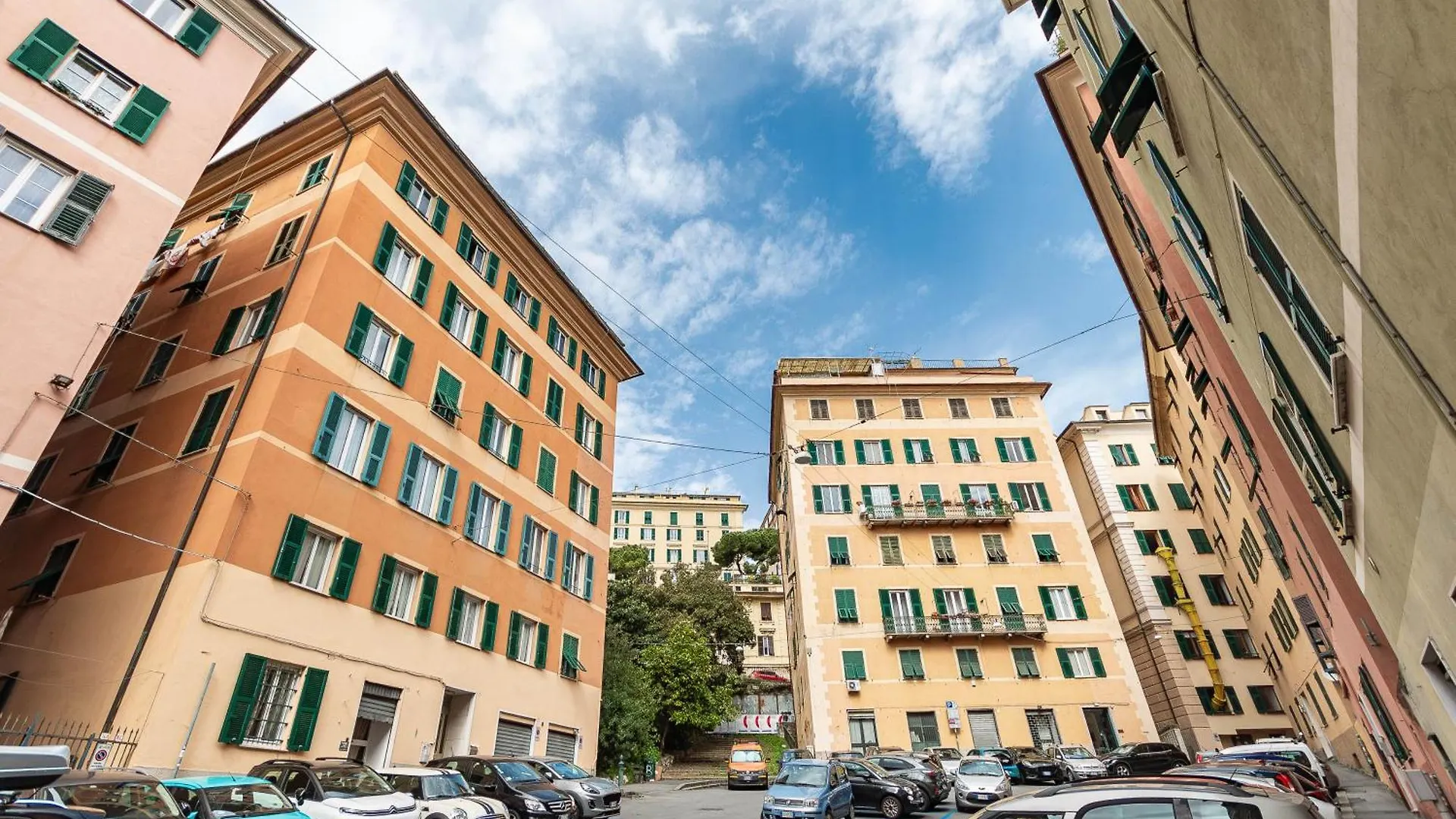 Hilde'S House Apartment Genoa