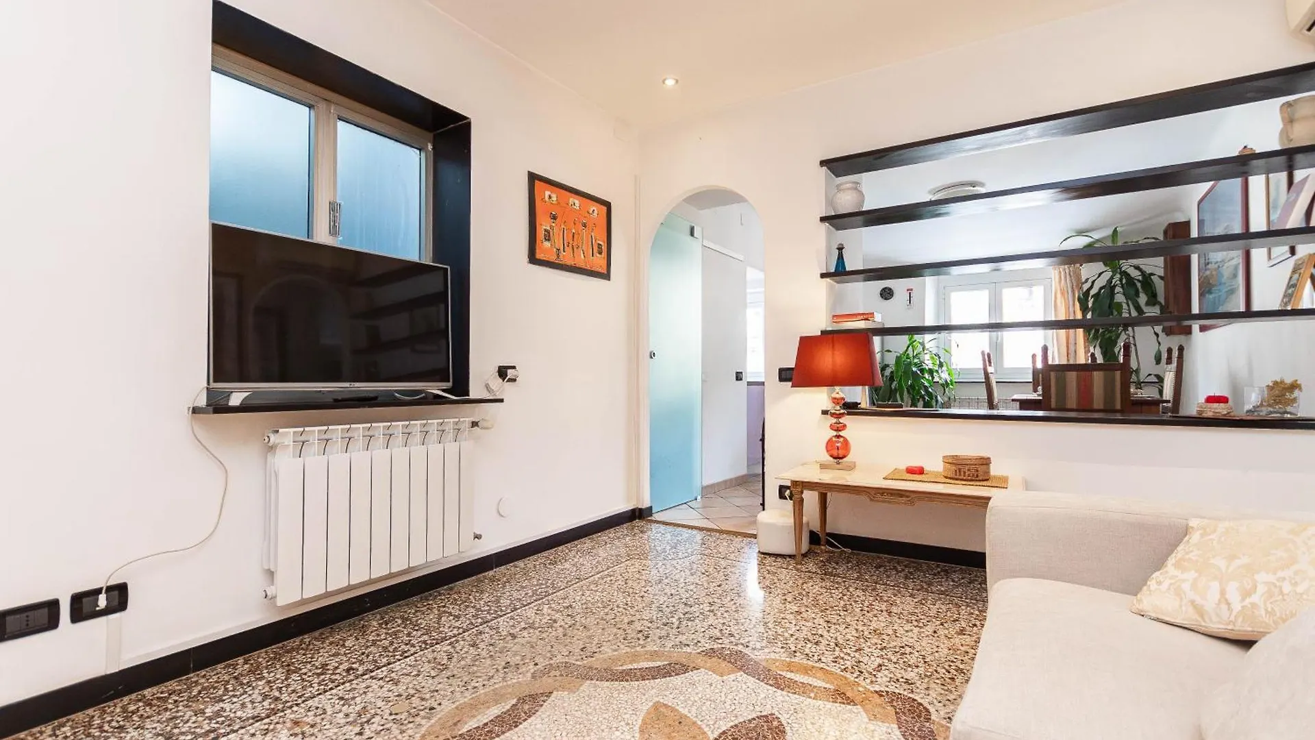 Hilde'S House Apartment Genoa