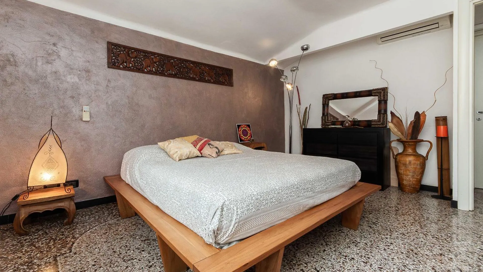 Hilde'S House Apartment Genoa Italy