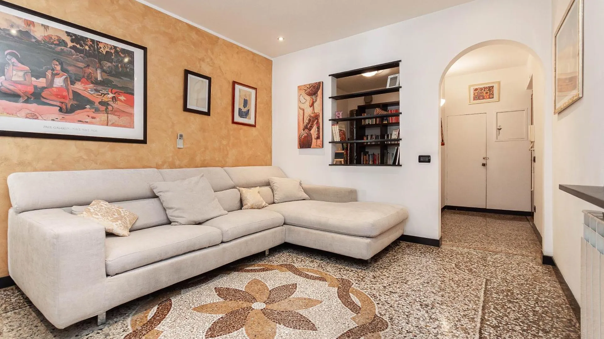 Hilde'S House Apartment Genoa